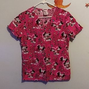 Mickey & mini scrub top